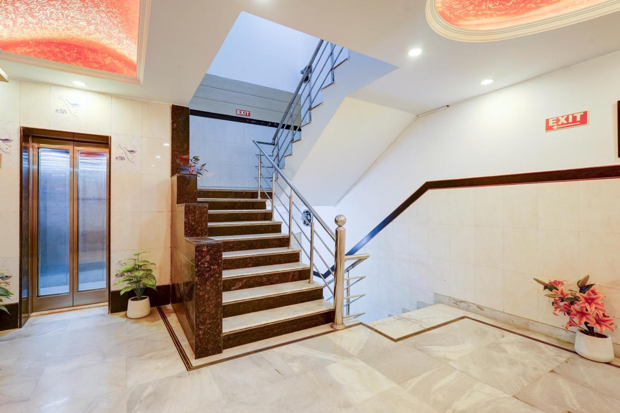 The Hindustan International - Traveller'S Choice Award 2025 Best Of Best Winning Hotel Nové Dillí Exteriér fotografie